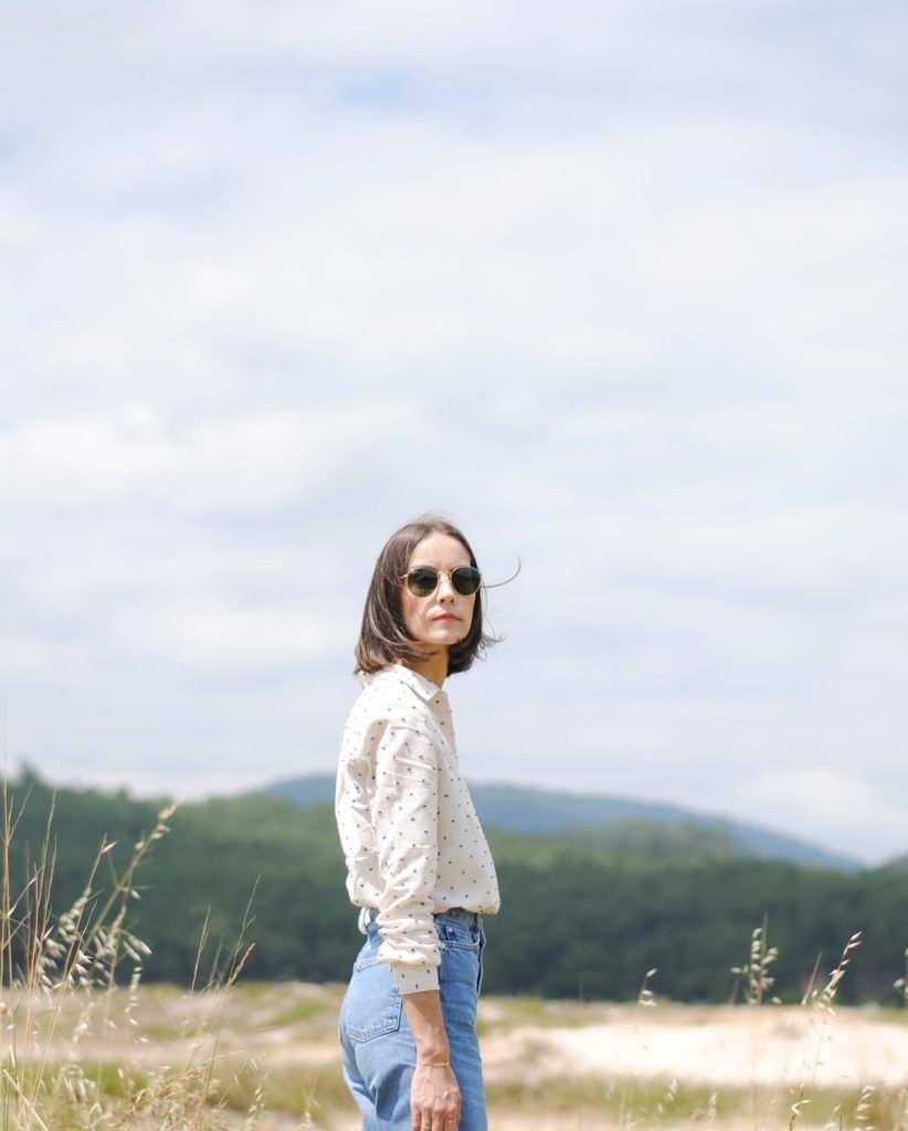 JEANS Y CAMISA DE SÉZANE